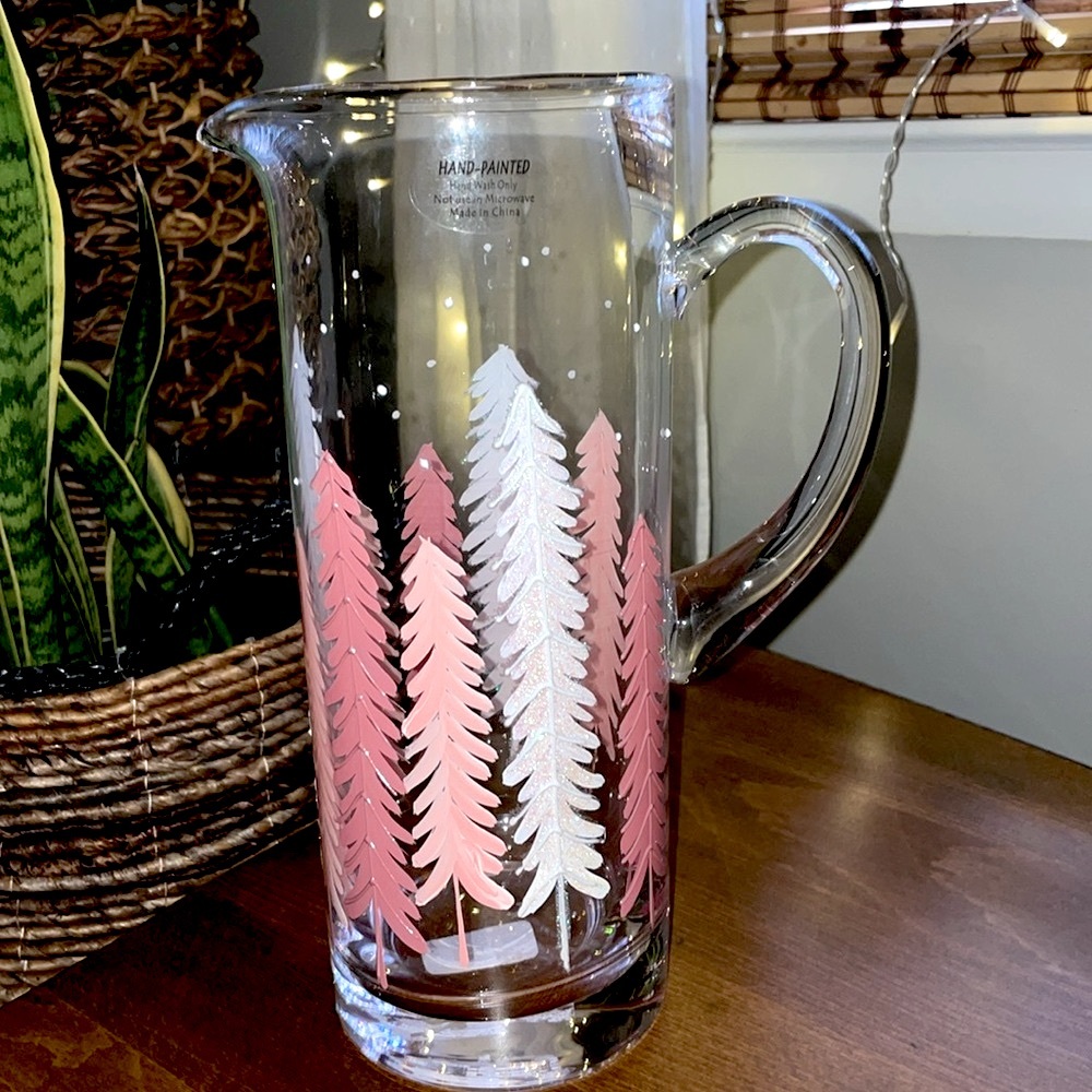 π²Beautiful Hand Painted Holiday Trees Glass Water Pitcher π² NEW!